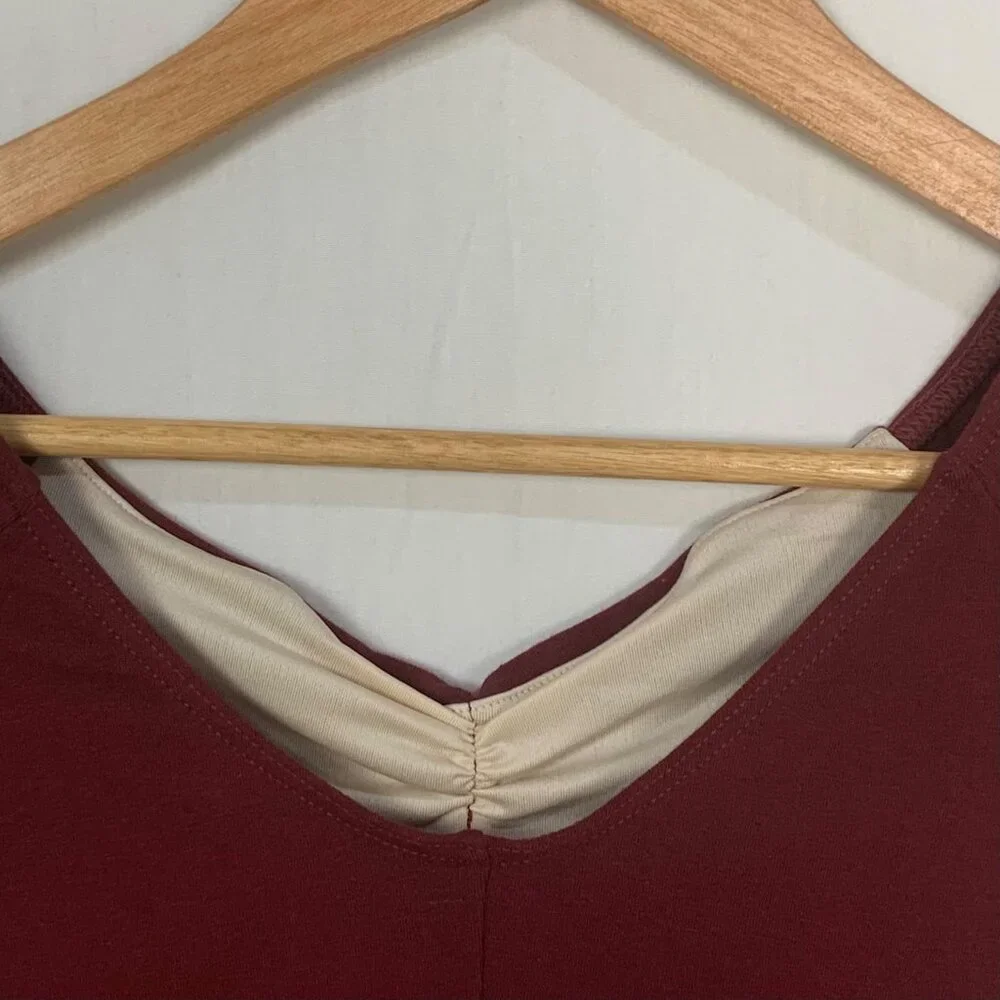 Capezio Child’s Short Cap Sleeve Pinch Front Leotard Size L Bodysuit Burgundy